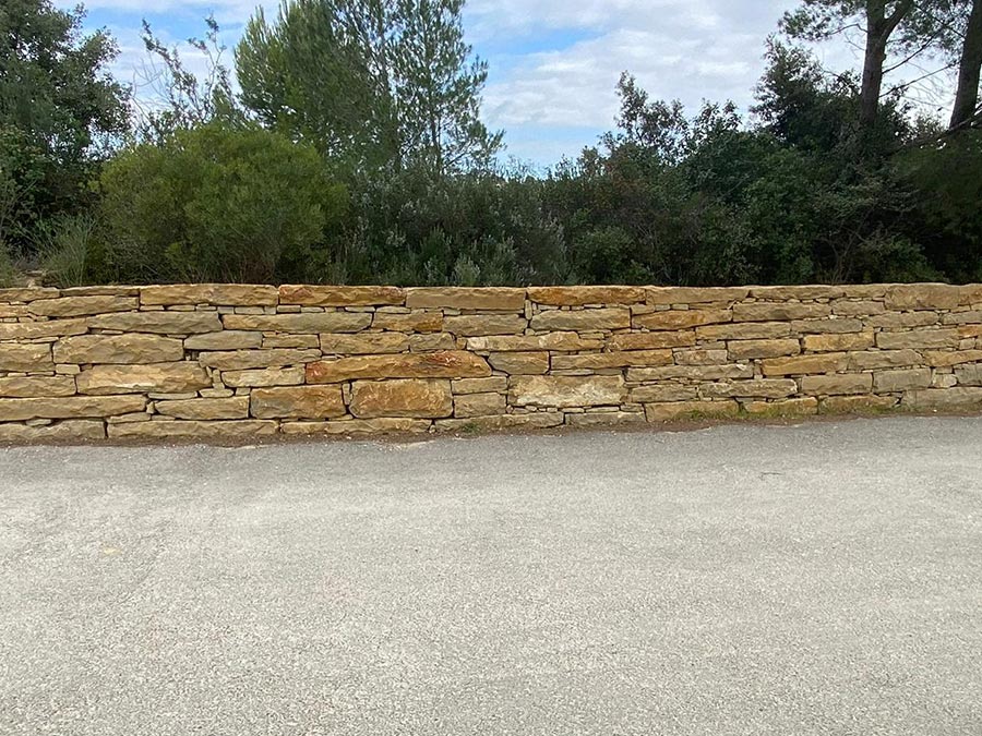 Travaux d'enrochement à Bandol