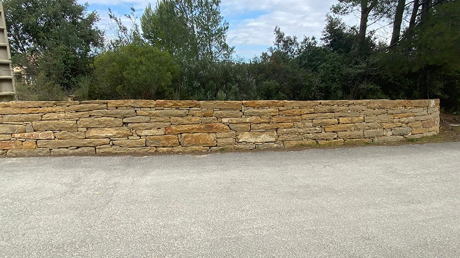 Travaux d'enrochement à Bandol